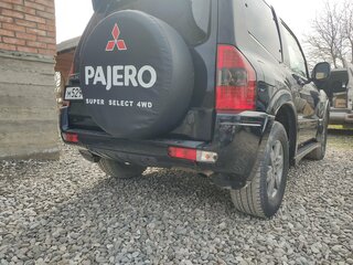 2004 Mitsubishi Pajero III Рестайлинг, чёрный, 1100000 рублей, вид 2