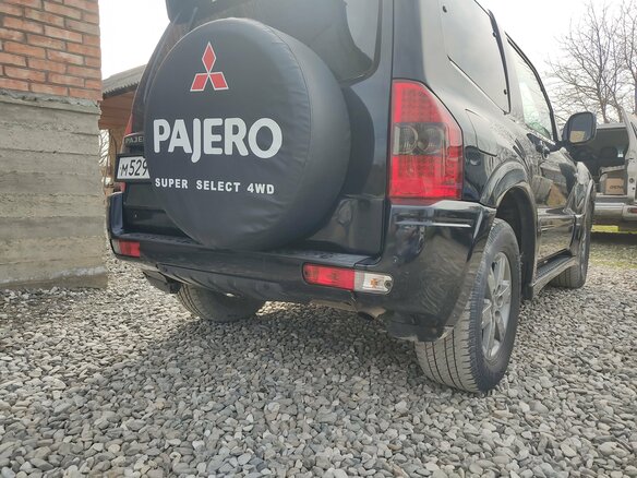 2004 Mitsubishi Pajero III Рестайлинг, чёрный, 1100000 рублей - вид 1