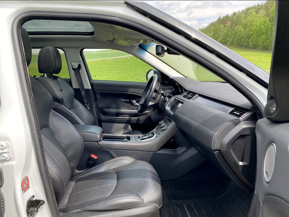 2018 Land Rover Range Rover Evoque I Рестайлинг, белый, 2700000 рублей - вид 6