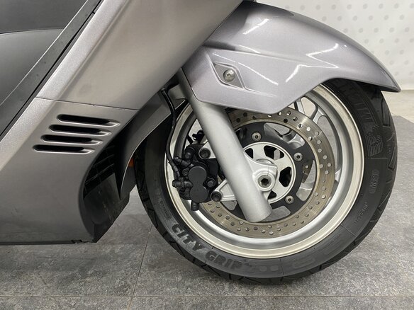 2006 Suzuki Burgman (SkyWave) 400, серебристый, 279000 рублей - вид 21