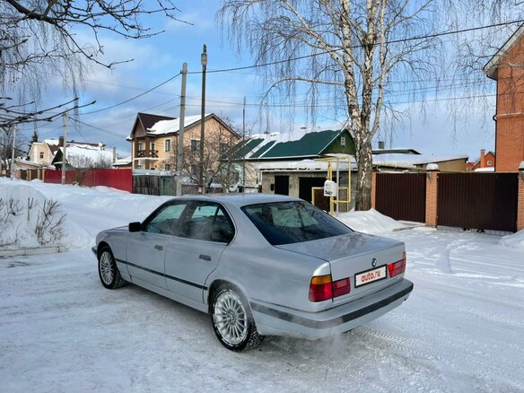 1991 BMW 5 серии 520i III (E34), серый - вид 2