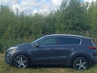 2018 Kia Sportage IV Рестайлинг, серый, 1850000 рублей, вид 4