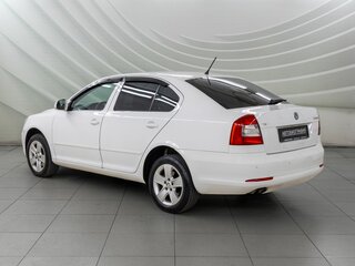 2012 Skoda Octavia II (A5) Рестайлинг, белый, 888000 рублей, вид 5