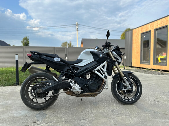 2016 BMW F 800 R, белый, 600000 рублей - вид 1