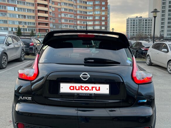 2015 Nissan Juke I Рестайлинг, чёрный, 1450000 рублей - вид 4