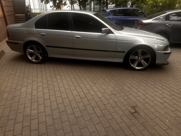 1997 BMW 5 серии 523i IV (E39), серебристый, 950000 рублей - вид 5