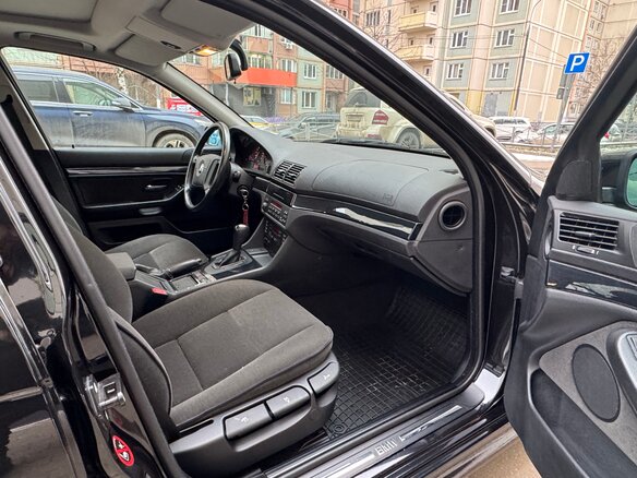 1997 BMW 5 серии 520i IV (E39), чёрный, 2498000 рублей - вид 9