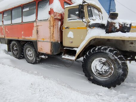 2001 Урал 3255, коричневый, 440000 рублей, вид 3