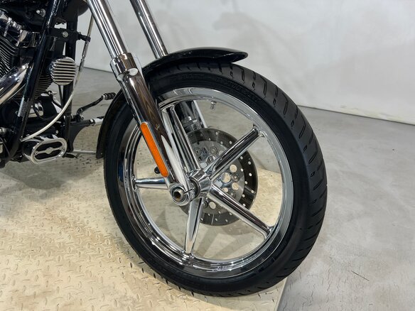 2008 Harley-Davidson Rocker C, чёрный, 910000 рублей - вид 11