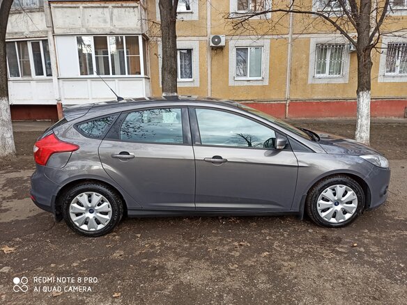 2014 Ford Focus III, серый - вид 5