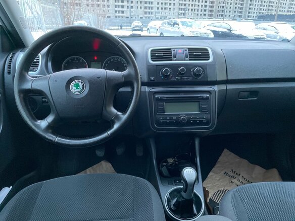 2008 Skoda Fabia II, белый - вид 9