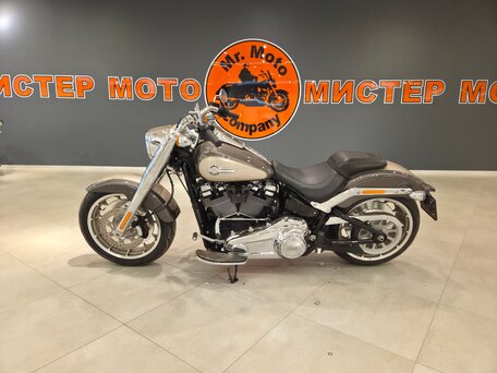 2023 Harley-Davidson Fat Boy, коричневый, 2590000 рублей, вид 2