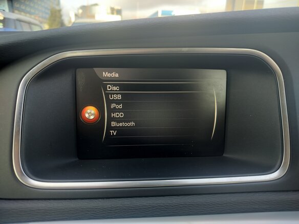 2017 Volvo V40 II Рестайлинг, синий, 1650000 рублей - вид 16