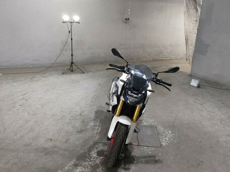 2022 BMW G 310 R, белый, 525000 рублей, вид 3