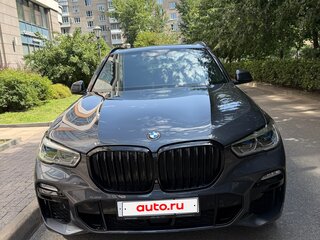 2020 BMW X5 M50i IV (G05/G18), чёрный, 7600000 рублей, вид 3