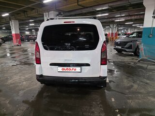 2013 Citroen Berlingo II Рестайлинг, белый, 670000 рублей, вид 1