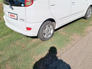 2004 Toyota FunCargo, белый, 460000 рублей, вид 5