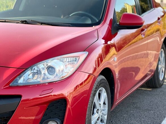 2011 Mazda 3 II (BL) Рестайлинг, красный, 750000 рублей