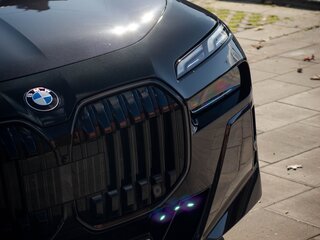 2023 BMW 7 серии 740d xDrive VII (G70), чёрный, 11600000 рублей, вид 5
