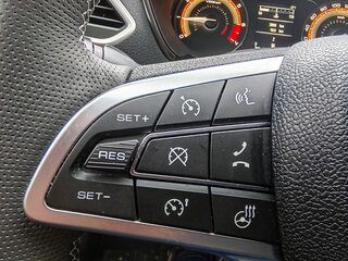 2024 Lada (ВАЗ) Vesta SW Cross I Рестайлинг (NG), белый, 1670000 рублей, вид 5