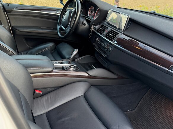 2014 BMW X6 30d I (E71) Рестайлинг, белый, 2400000 рублей - вид 17