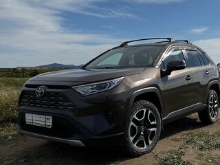 2021 Toyota RAV4 V (XA50), коричневый, 3599999 рублей, вид 1