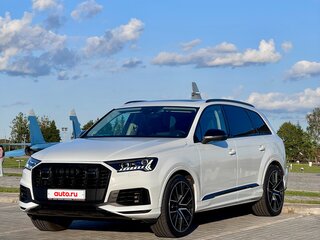2021 Audi Q7 55 TFSI II (4M) Рестайлинг, белый, 5175000 рублей, вид 1
