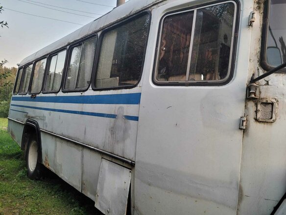 2000 КАвЗ 3976, белый, 100000 рублей - вид 2