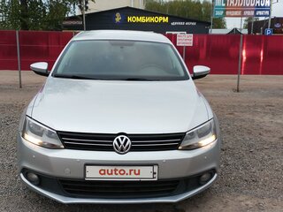 2012 Volkswagen Jetta VI, серебристый, 850000 рублей, вид 1