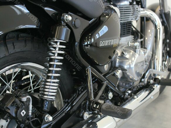 2026 Royal Enfield Meteor, чёрный, 528000 рублей - вид 15