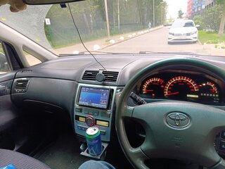 2003 Toyota Ipsum II (M20), зелёный, 900000 рублей, вид 2