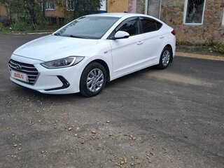 2018 Hyundai Elantra VI (AD), белый, 1360000 рублей, вид 1