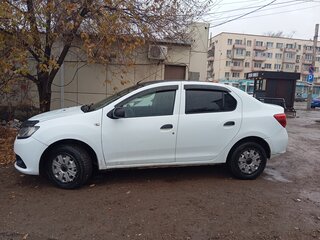 2015 Renault Logan II, белый, 500000 рублей, вид 4