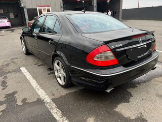 2007 Mercedes-Benz E-Класс 230 III (W211, S211) Рестайлинг, чёрный, 1100000 рублей, вид 3