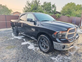 2018 Ram 1500 Crew Cab IV (DS/DJ), чёрный, 4200000 рублей, вид 3