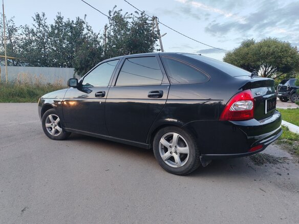 2010 Lada (ВАЗ) Priora I, зелёный, 400000 рублей - вид 3