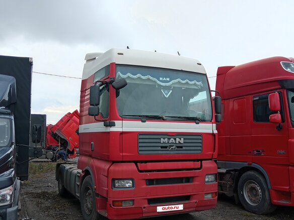 2003 MAN TGA, красный, 1430000 рублей - вид 3