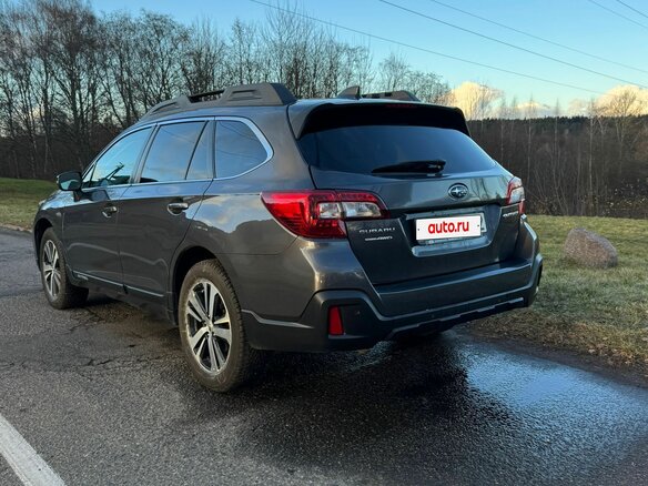 2019 Subaru Outback V Рестайлинг, серый, 1880000 рублей - вид 19