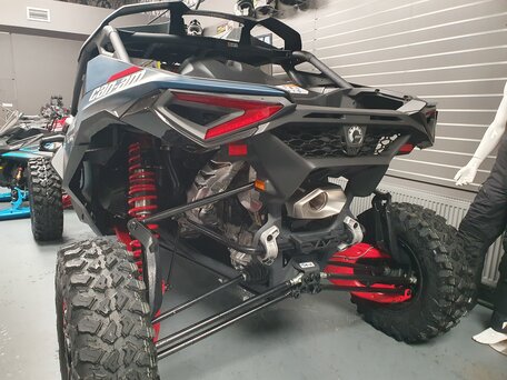 2025 BRP Can-Am Maverick R X RS SAS, синий, 5100000 рублей, вид 3