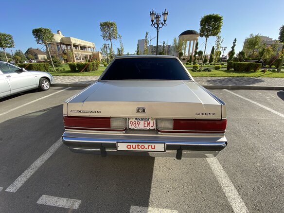 1989 Mercury Grand Marquis I, серый