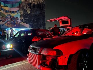 2000 Audi S4 I (B5), серебристый, 690000 рублей, вид 2