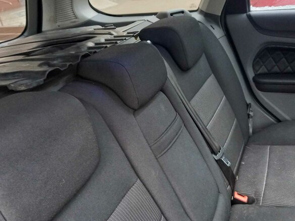 2010 Ford Focus II Рестайлинг, серый, 580000 рублей - вид 4