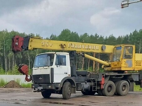 2004 МАЗ Автокраны, белый, 1850000 рублей, вид 1