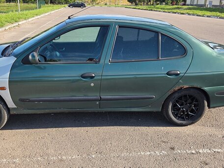 2003 Renault Megane I Рестайлинг, зелёный, 170000 рублей, вид 3