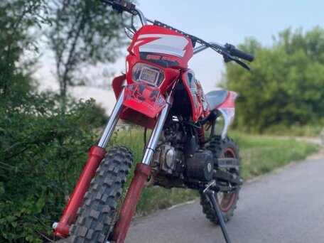 2024 KXD 607, красный, 55000 рублей, вид 2