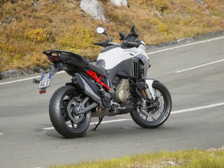 2026 Ducati Multistrada V4, белый, 3150000 рублей, вид 4