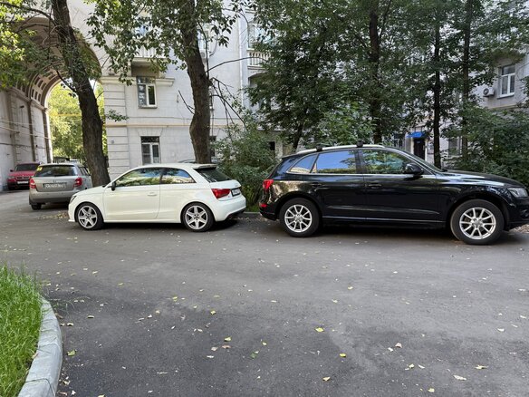 2011 Audi A1 I (8X), белый, 1050000 рублей - вид 4