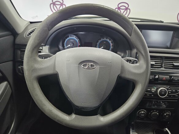 2015 Lada (ВАЗ) Priora I Рестайлинг, чёрный - вид 15