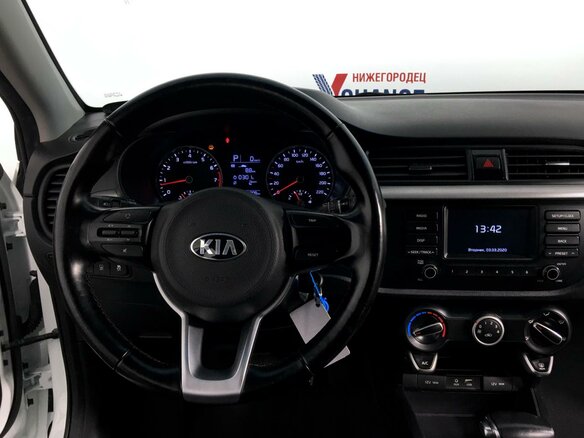 2018 Kia Rio X-Line IV, белый - вид 18