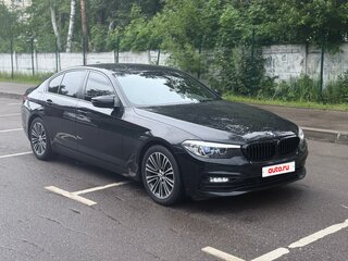 2018 BMW 5 серии 520i VII (G30/G31/G38), чёрный, 2950000 рублей, вид 3